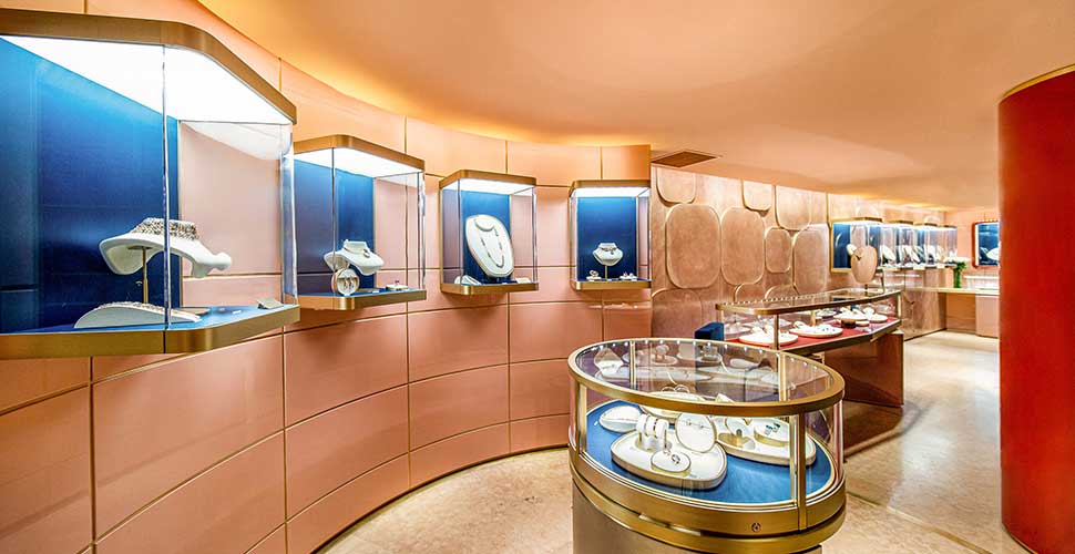 WD provides jewelry store design and showcase customization services