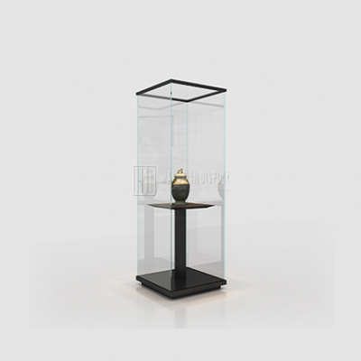 Free-Standing Island Display Cases for Museums