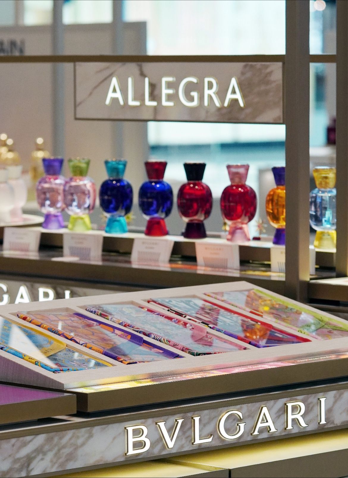 Bvlgari partners with Bahrain Duty Free to launch a new perfume kiosk (2)